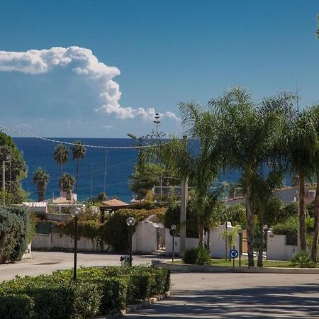 Villa Iaia Fontane Bianche Exteriér fotografie